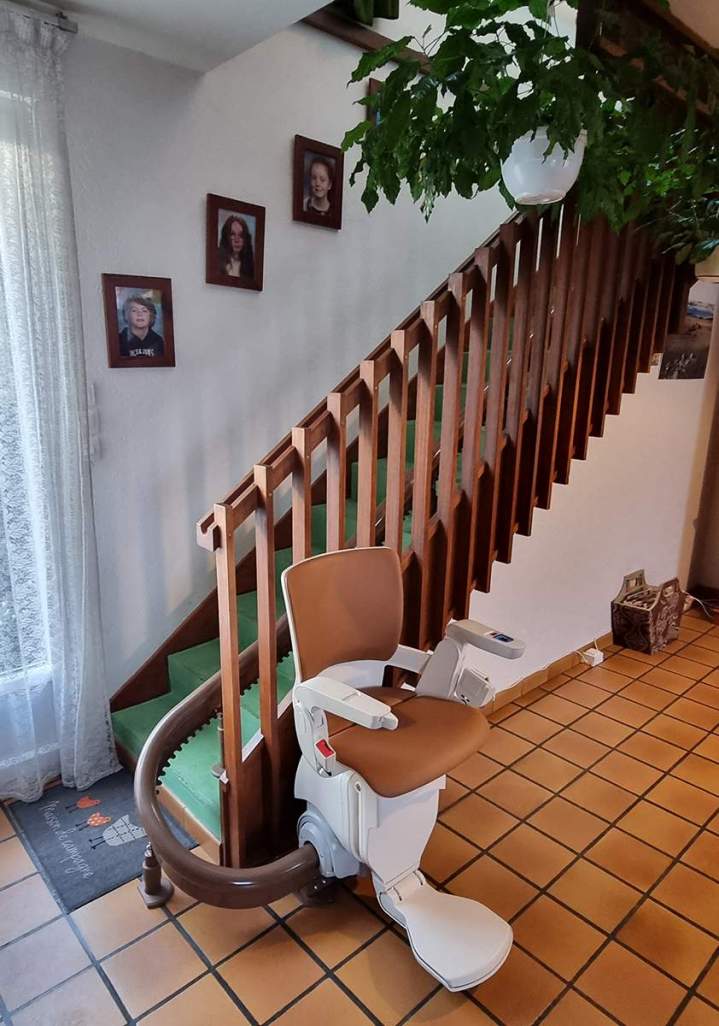 Mise en place de monte-escalier Otolift Le Mans