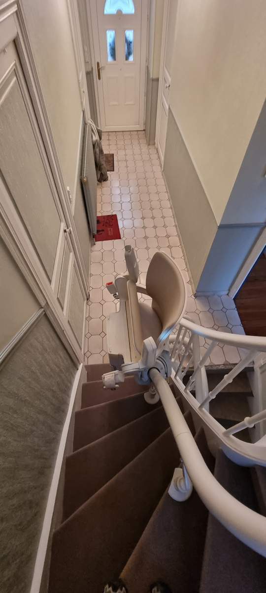 Pose d'élévateur d'escalier Le Mans