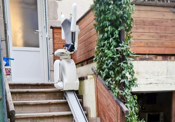 Installation monte-escalier Otolift Le Mans